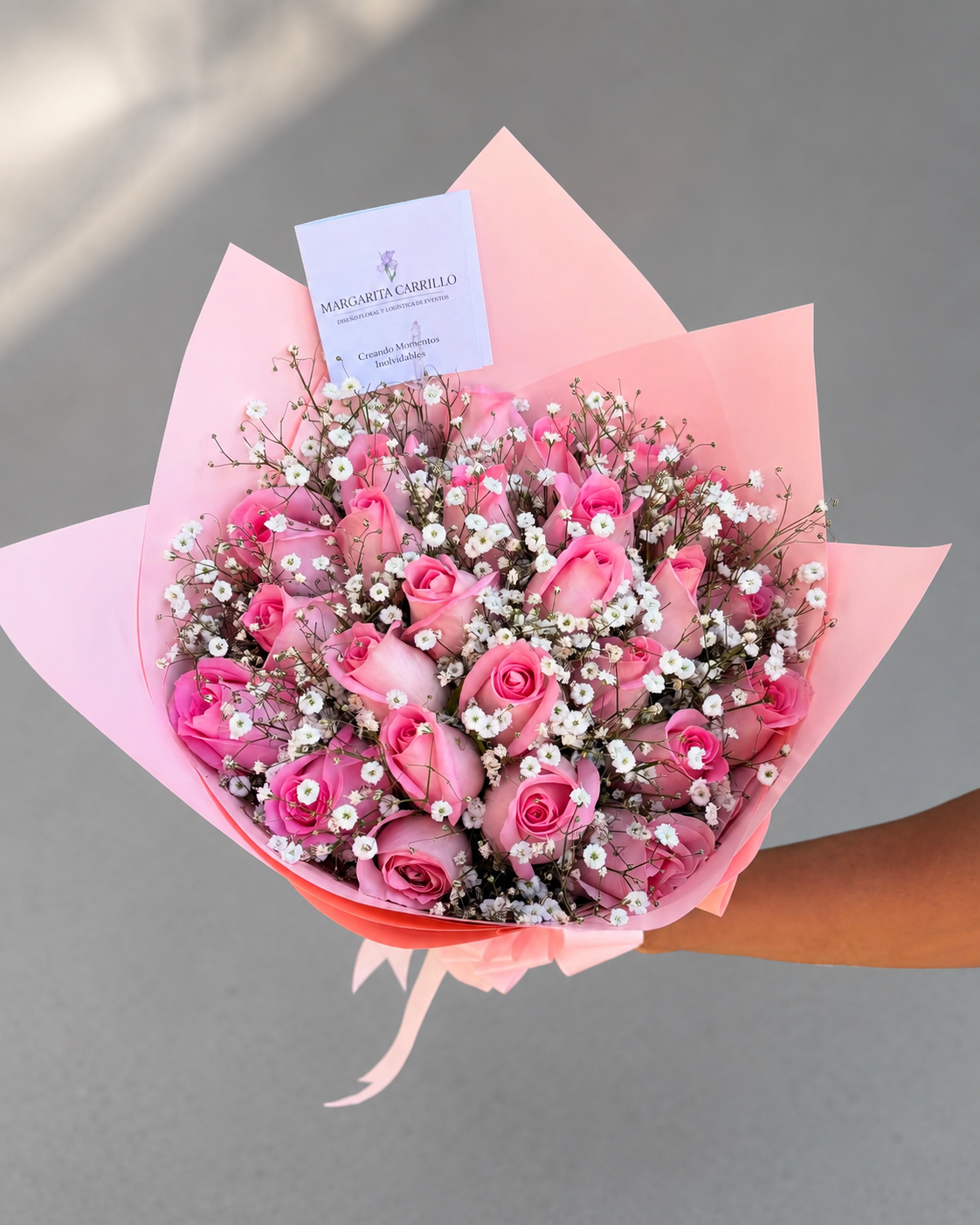 RAMO 24 ROSAS Y GYPSO
